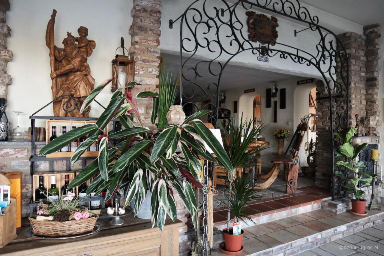 Domizil Hotel Bei Welter Nideggen Kreuzau エクステリア 写真