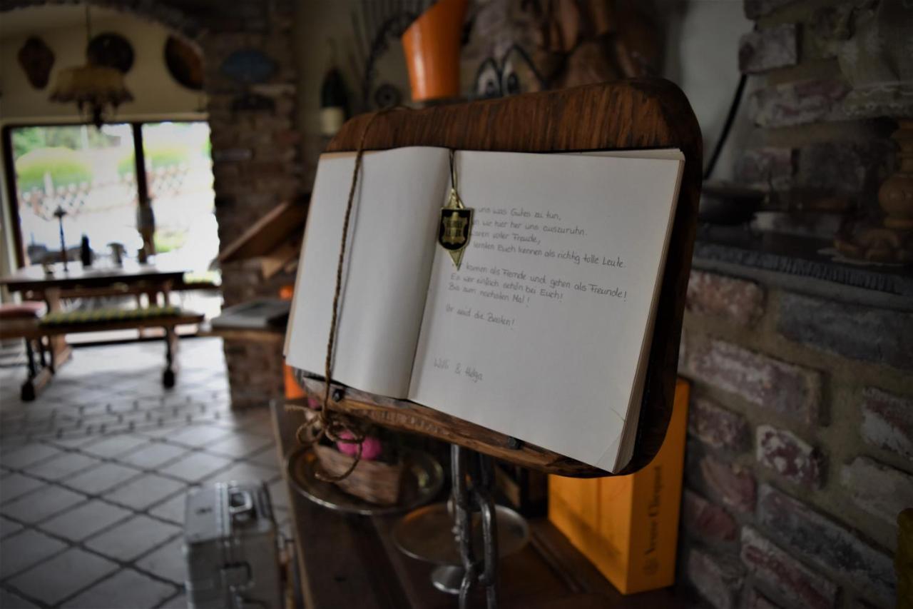 Domizil Hotel Bei Welter Nideggen Kreuzau エクステリア 写真