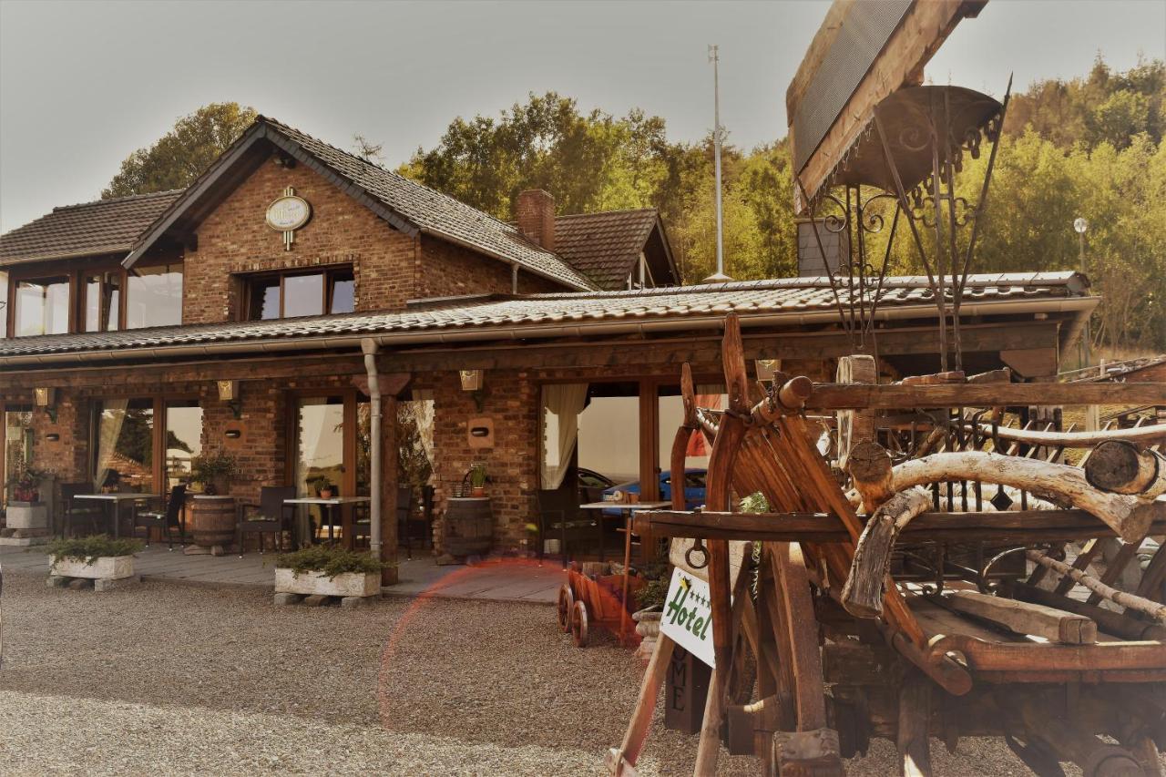 Domizil Hotel Bei Welter Nideggen Kreuzau エクステリア 写真