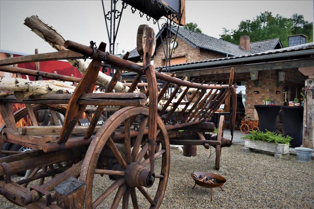 Domizil Hotel Bei Welter Nideggen Kreuzau エクステリア 写真