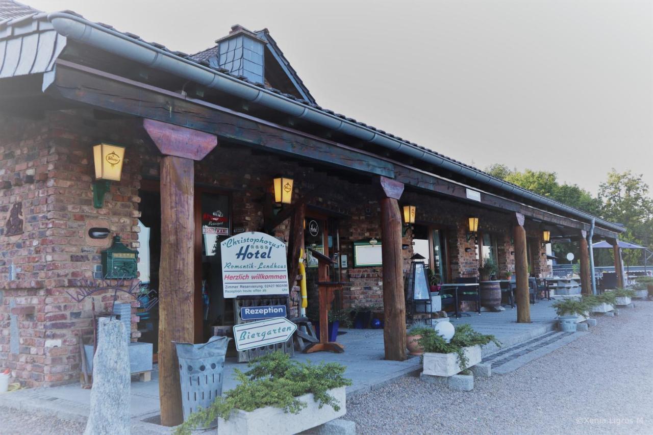 Domizil Hotel Bei Welter Nideggen Kreuzau エクステリア 写真